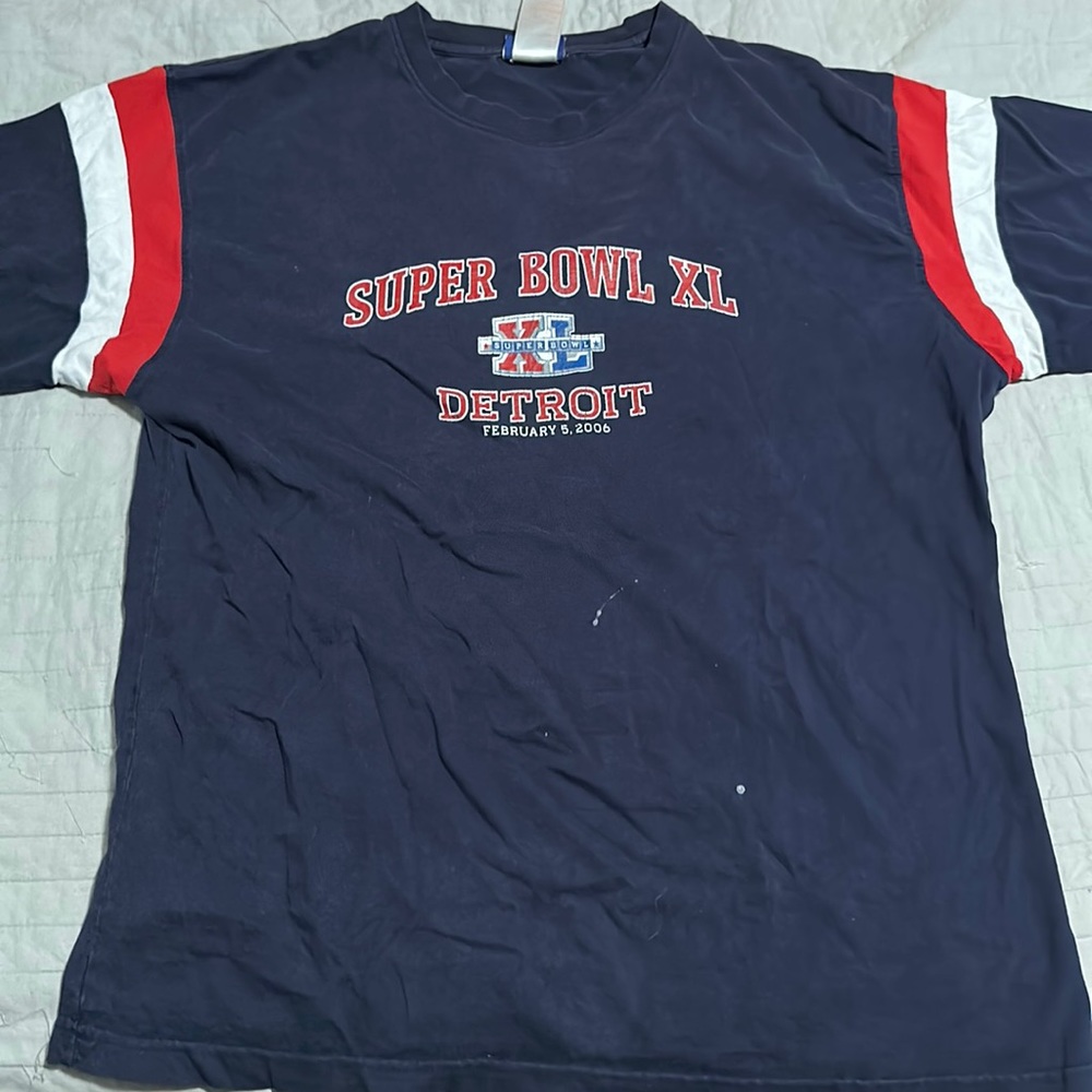 Vintage Reebok shirt, size large